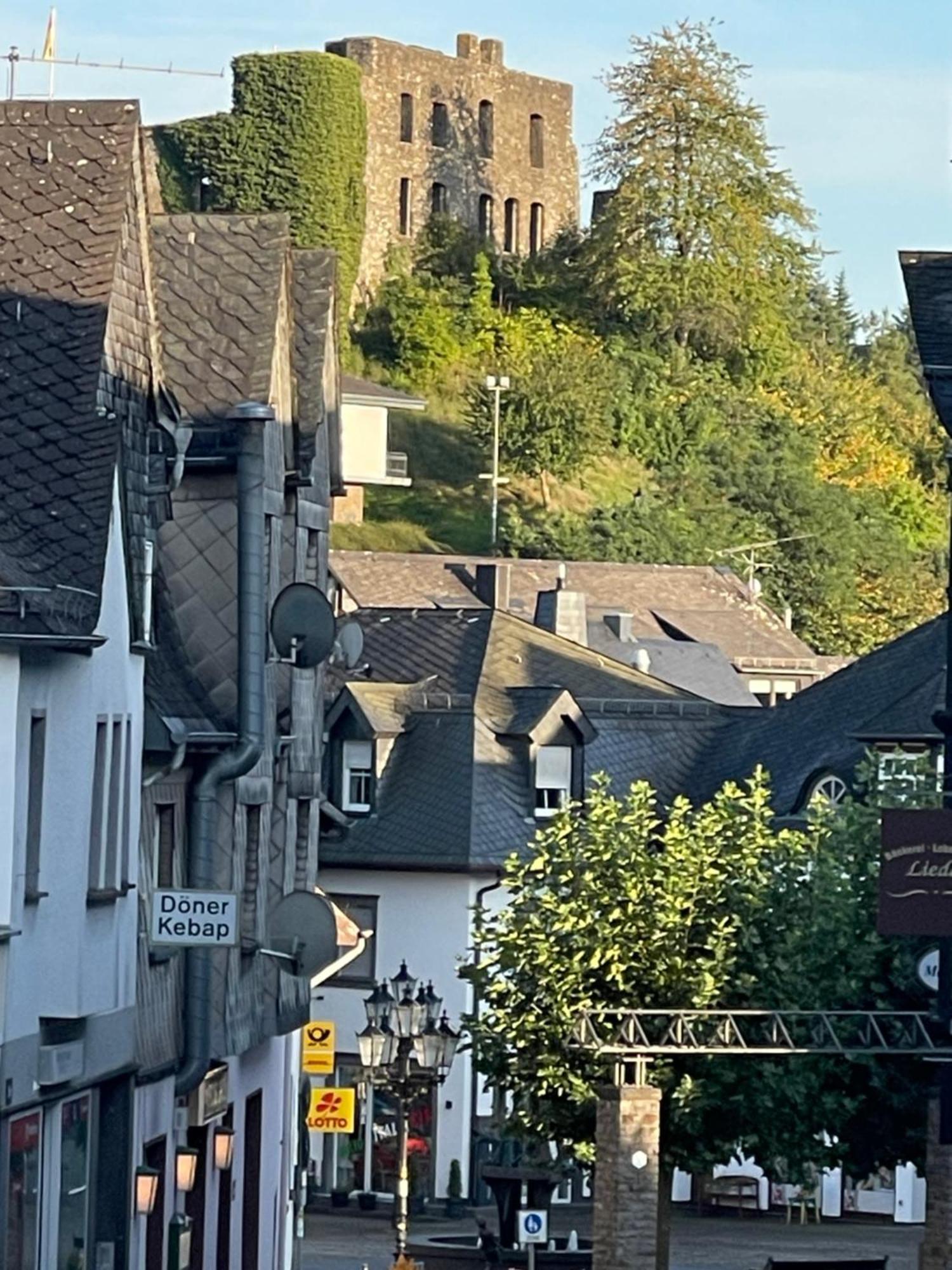 Holiday home Eifelstuben Mit Charme - Bauernstube Vulkaneifel - Naehe Und Burgruine Ulmen